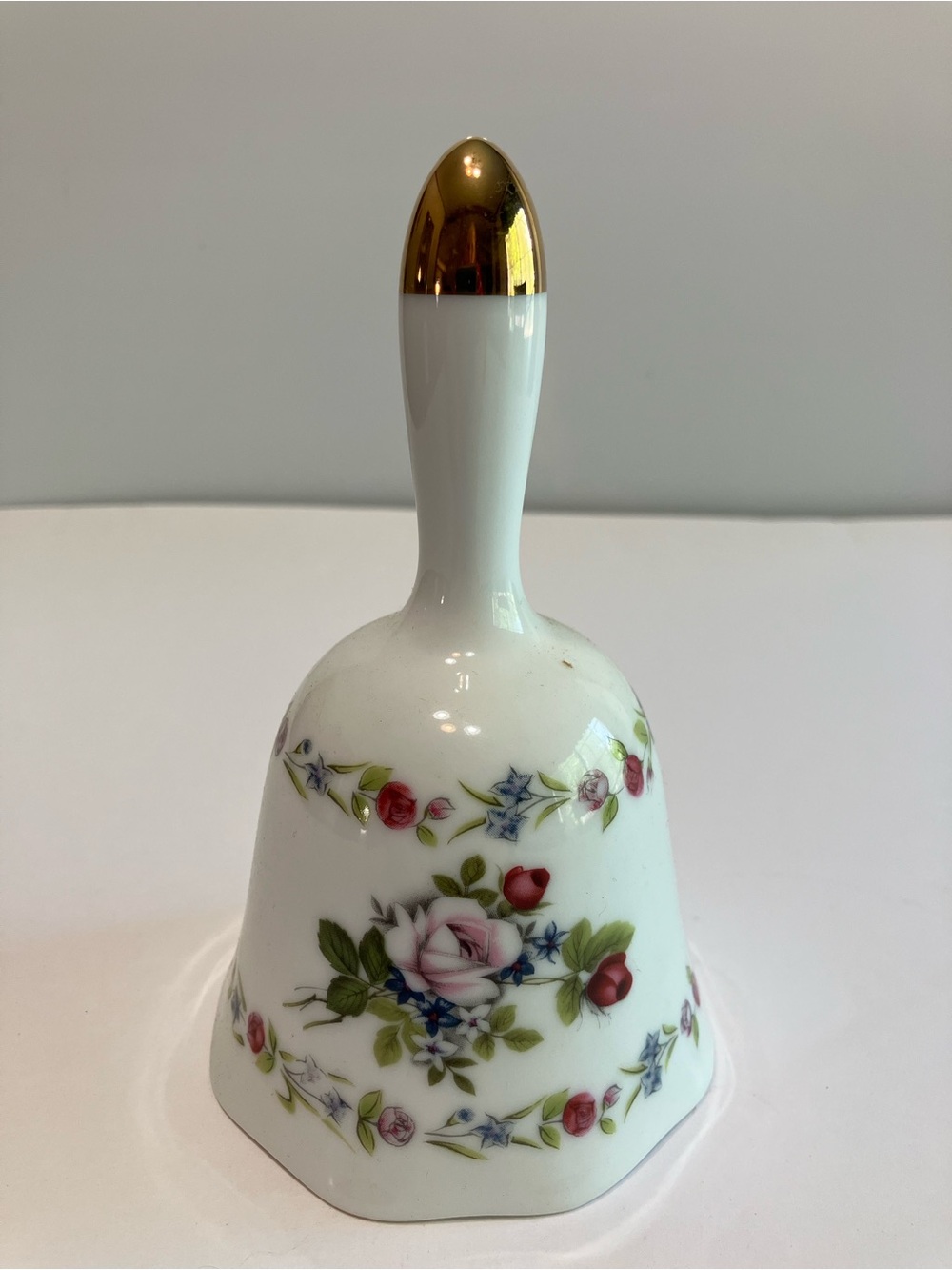 Vintage Otagiri Japan Rose Bouquet Floral Bell Gold Tip
